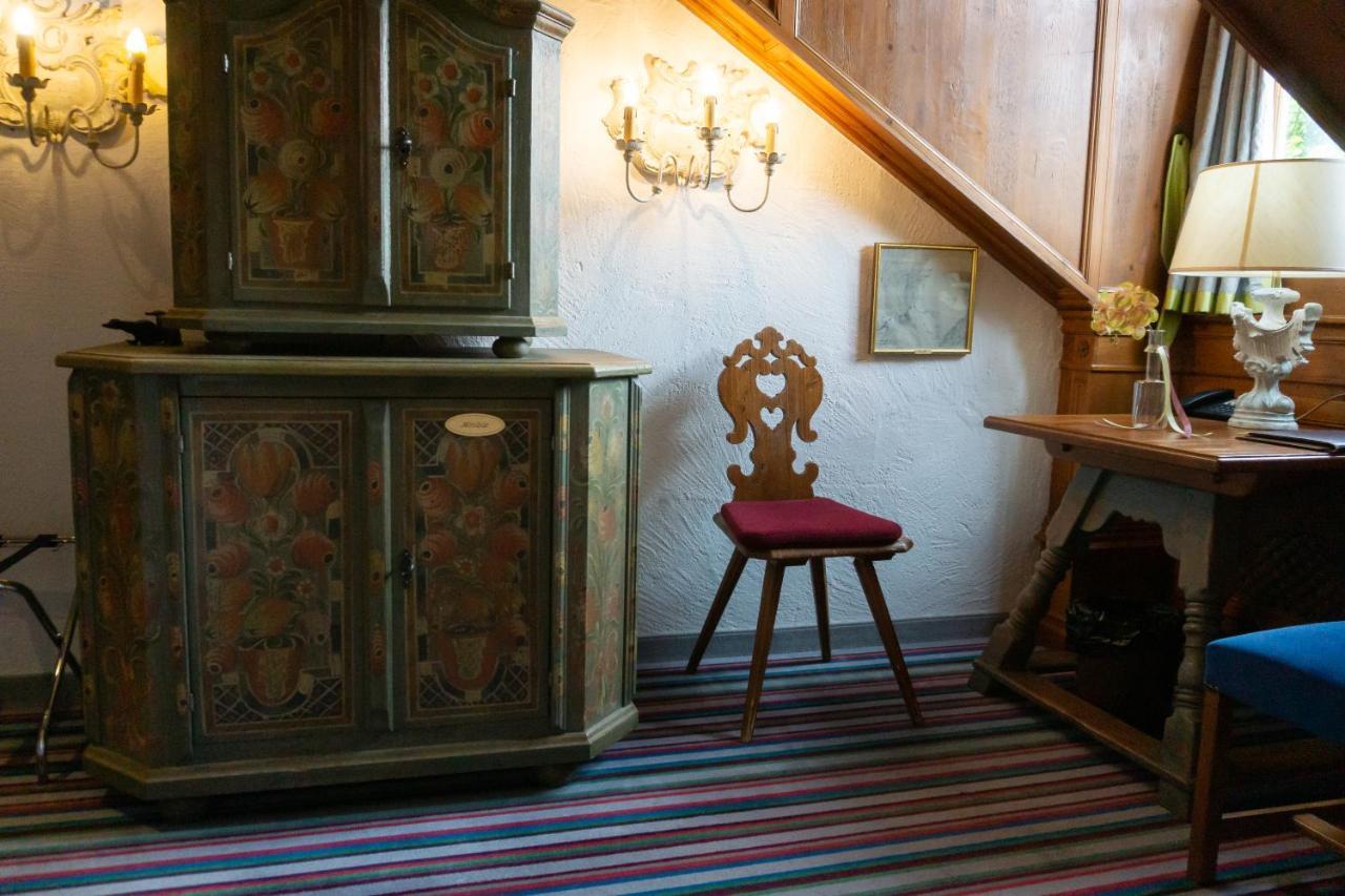 Hotel Schrenkhof Unterhaching Extérieur photo