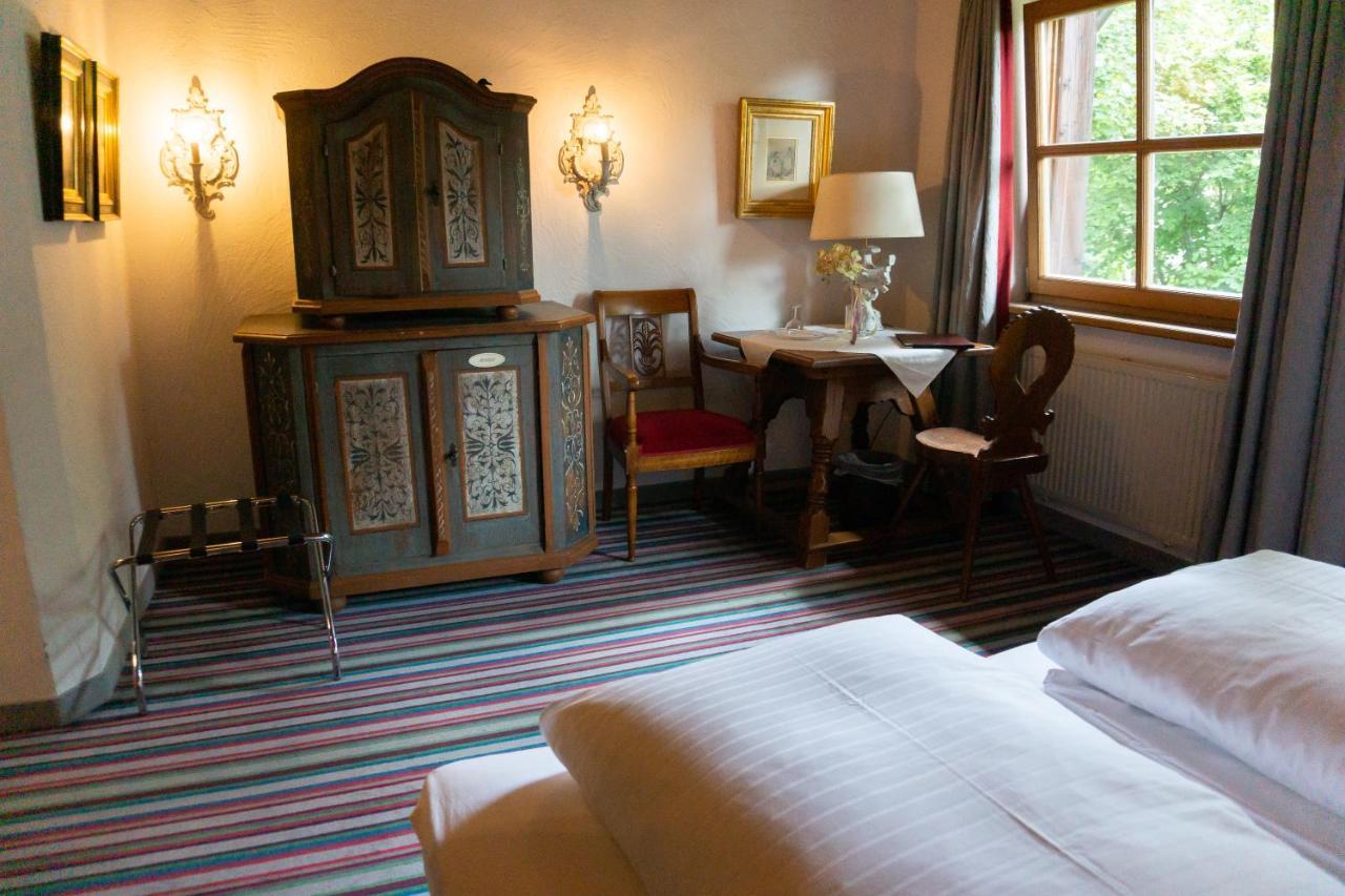Hotel Schrenkhof Unterhaching Extérieur photo