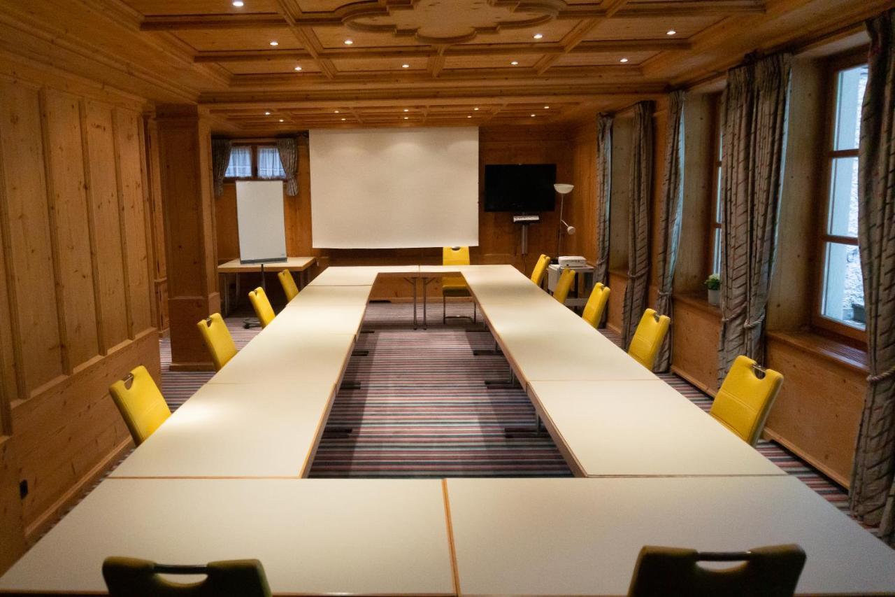 Hotel Schrenkhof Unterhaching Extérieur photo
