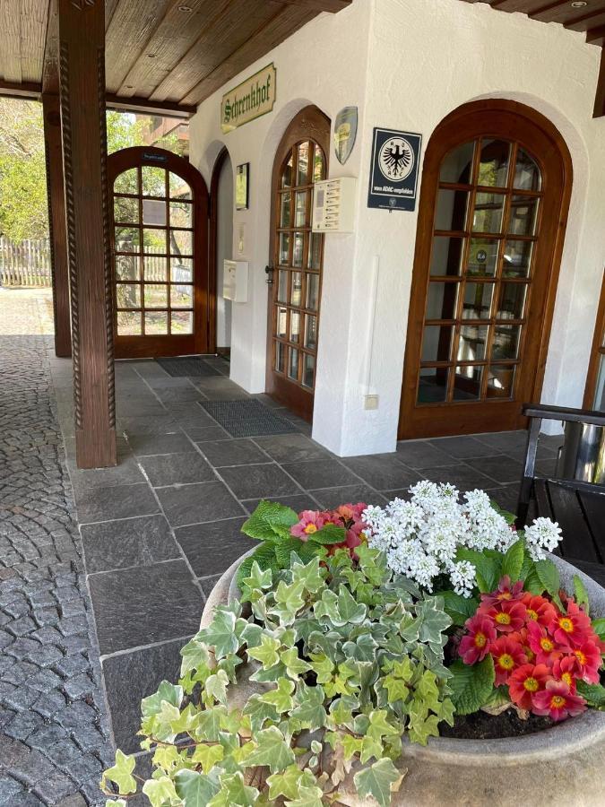 Hotel Schrenkhof Unterhaching Extérieur photo